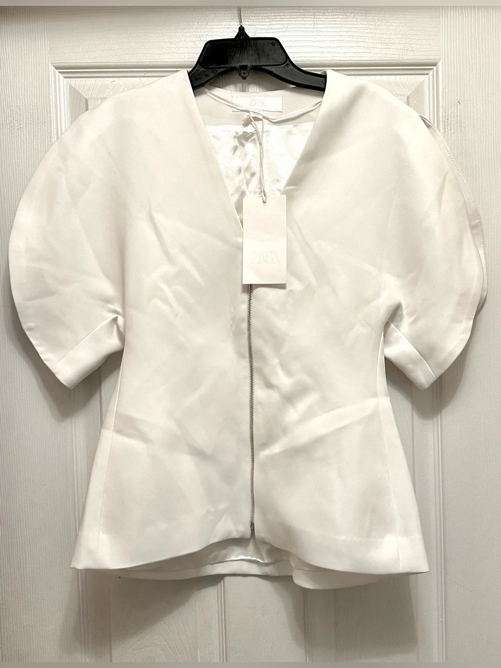 Zara White Puff-Sleeve Zip Front Blouse